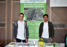 Düngemittelhersteller AgroArgentum, vertreten durch Philipp Kaus und José Jácome. Das Unternehmen pflegt bereits eine langjährige Partnerschaft mit Maurer/Parat und ist zum sechsten Mal in Folge am Frühkartoffeltag dabei gewesen.