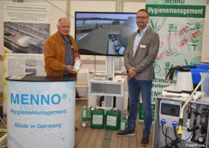 Erwin Schumacher und Geschäftsführer Jan Nevermann von Menno Hygienemanagement. 