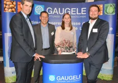 Das Familienunternehmen Gaugele liefert hochwertige Lüftungs- und Klimatechnik für die Kartoffelindustrie. Auf dem Bild: Christian Hellbrügge (Gaugele), Dr. Sebastiaen Schwarz (DKHV), Anika Krause (UNIKA) und Hermann Gaugele (Gaugele).