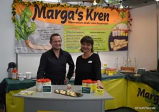 Andreas Schmidt und Marion Schwarz von Marga's Kren. Der Familienbetrieb baut Meerrettich an und verarbeitet einen Teil auch selbst.