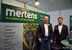 Die Firma Mertens, vertreten durch Richard Classen und Ruud van Bommel.
