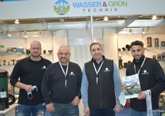Das Team um die Firma Wasser und Grüntechnik von Mohamed Zaim (zweiter von rechts).