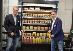 Hajo Geugelin und Jürgen van Herp (EcoRetail GmbH) bieten nun vermehrt Vermarktungskonzepte und Verkaufsdisplays für den Smoothie- und Convenience-Bereich.