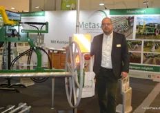Jörg Primus ist der feste Ansprechpartner am Stand der Metasa GmbH. Mechanische Unkrautbekämpfung stehe nach wie vor im Fokus des Erzeugers, so Primus. 