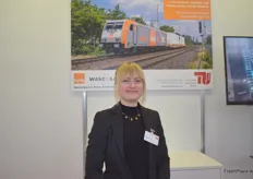 Anastasia Ullrich von der Technischen Universität Berlin stellte neue Projekte im Bereich CO2-neutrale Schienentransporte vor.
